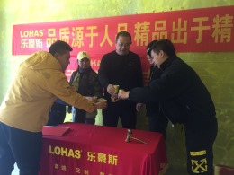 华夏经典104平现代风格